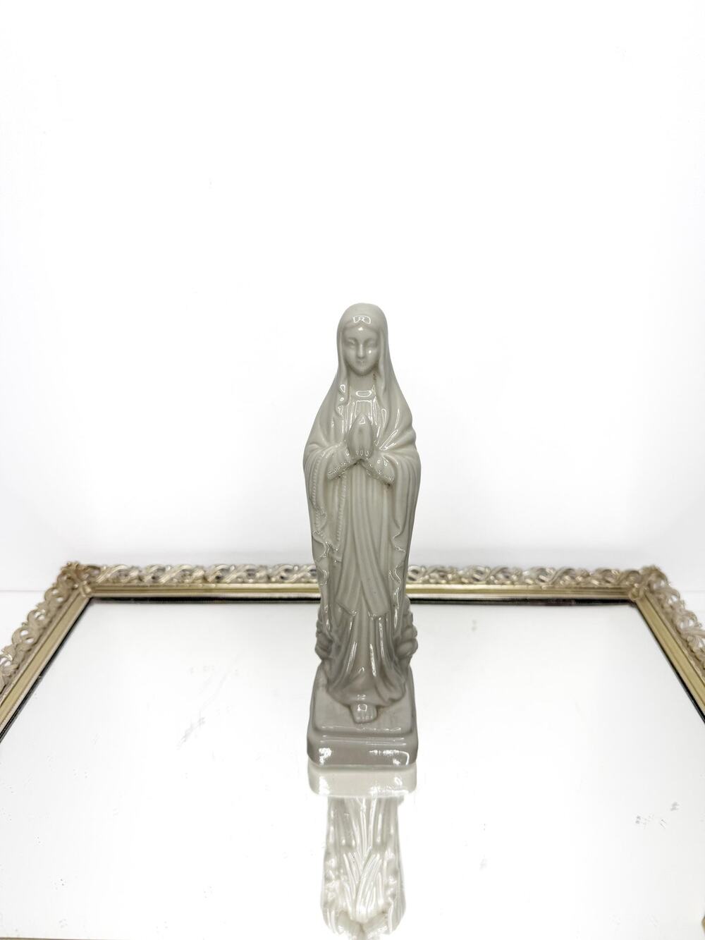 Beautiful Vintage Praying Virgin Mary Madonna Statue